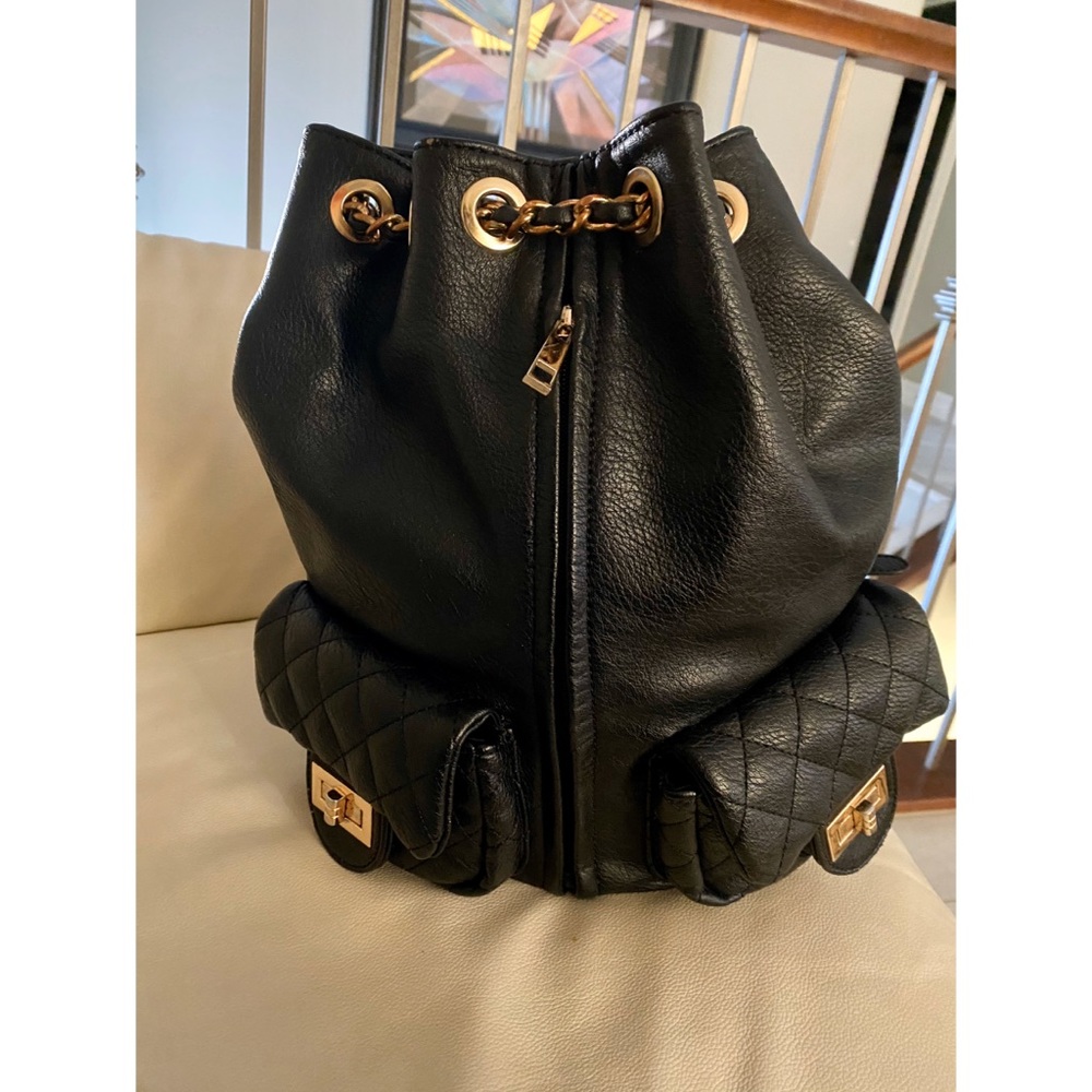 Super adjustable leather backpack
